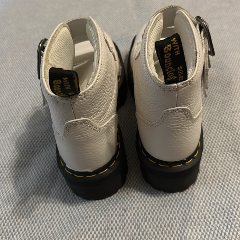 Dr.Martens Devon Heart Leather Platform Boots - Picture 6 of 10